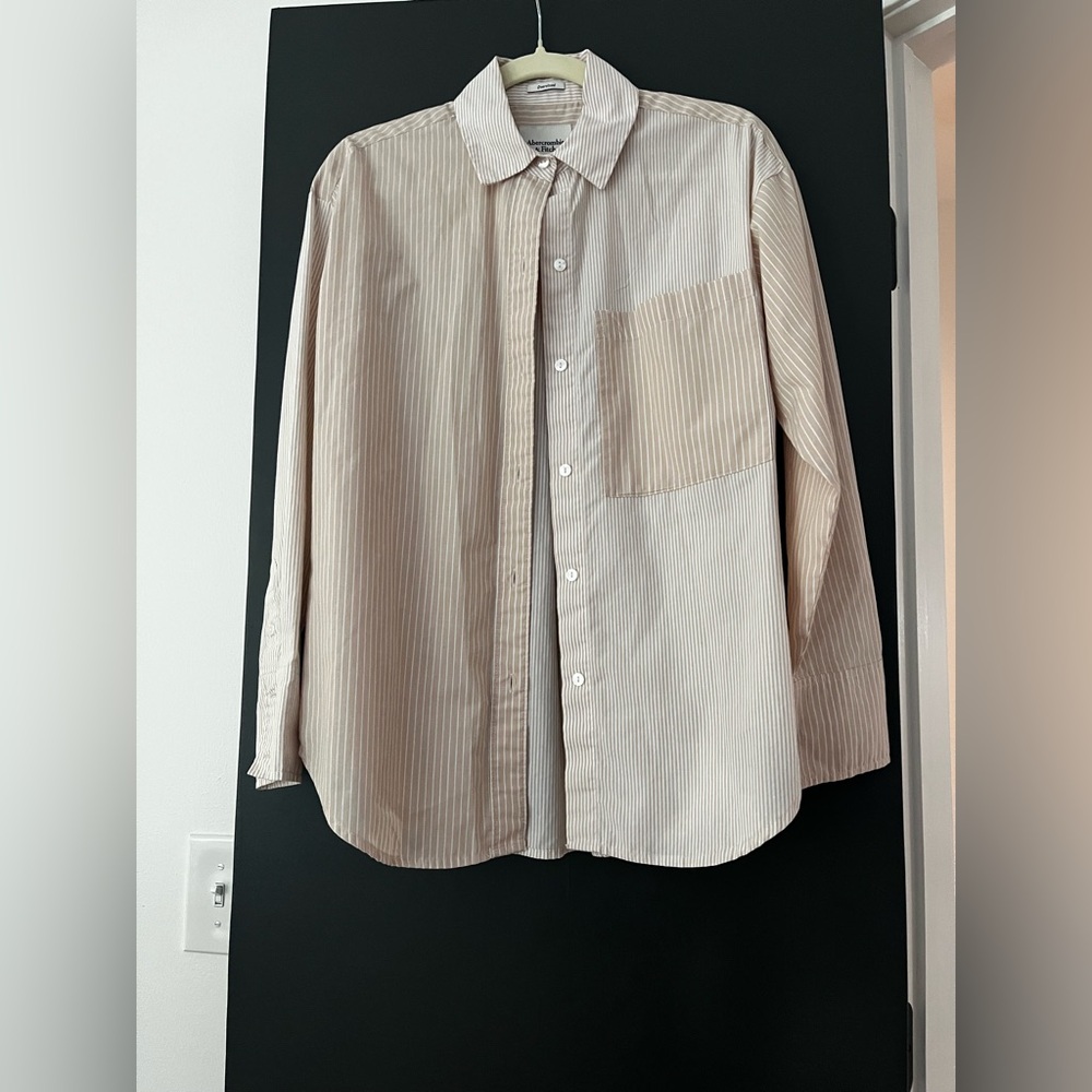 Abercrombie & Fitch Tan Casual Button Down Shirt
